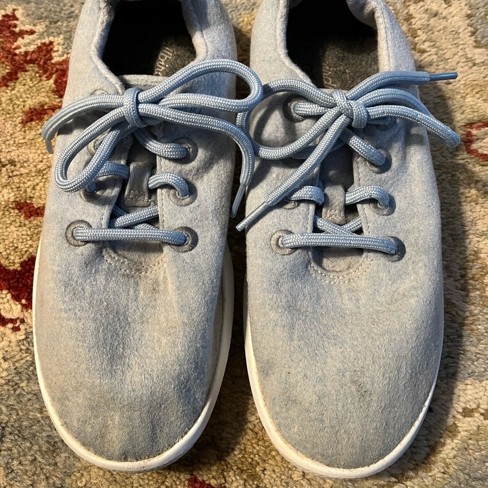 Allbirds Ice Blue Women’s Wool Runners Size 10
